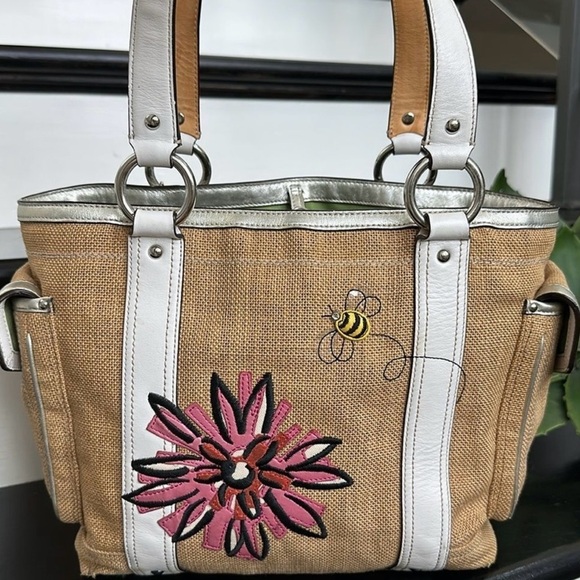 Coach Rare Vintage 2005 Straw Bumble Bee Bag - Picture 4 of 15